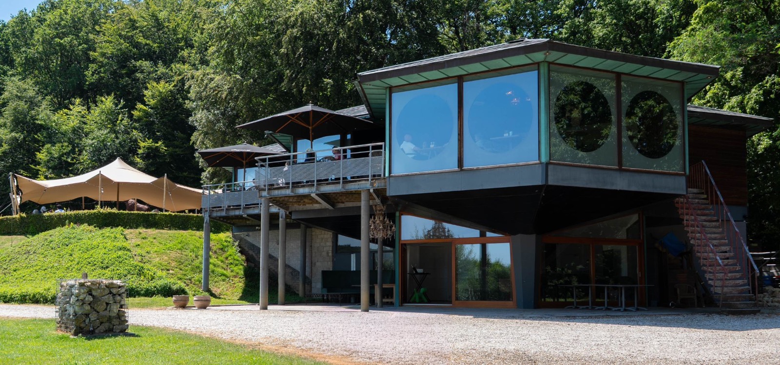 The Giraffe Lodge building with terrace and stretch tent
